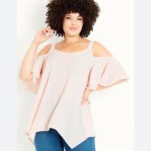 NWT! Torrid Blush Cold Shoulder Handkerchief Hem Top - size 4X  - MSRP $39.50!